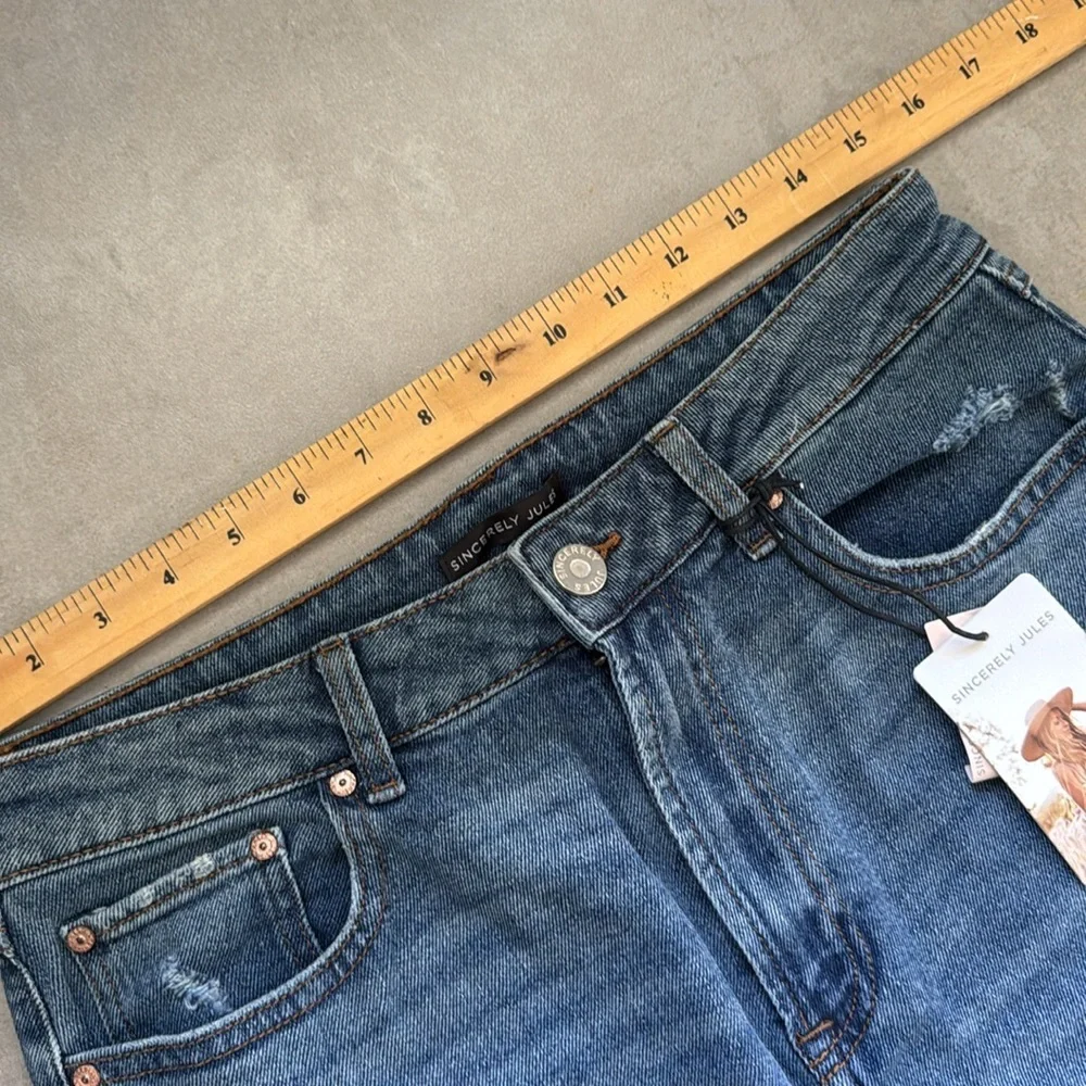 Sincerely Jules Distressed High-Rise Mom Jeans Size 11/30 NWT - Picture 10 of 12